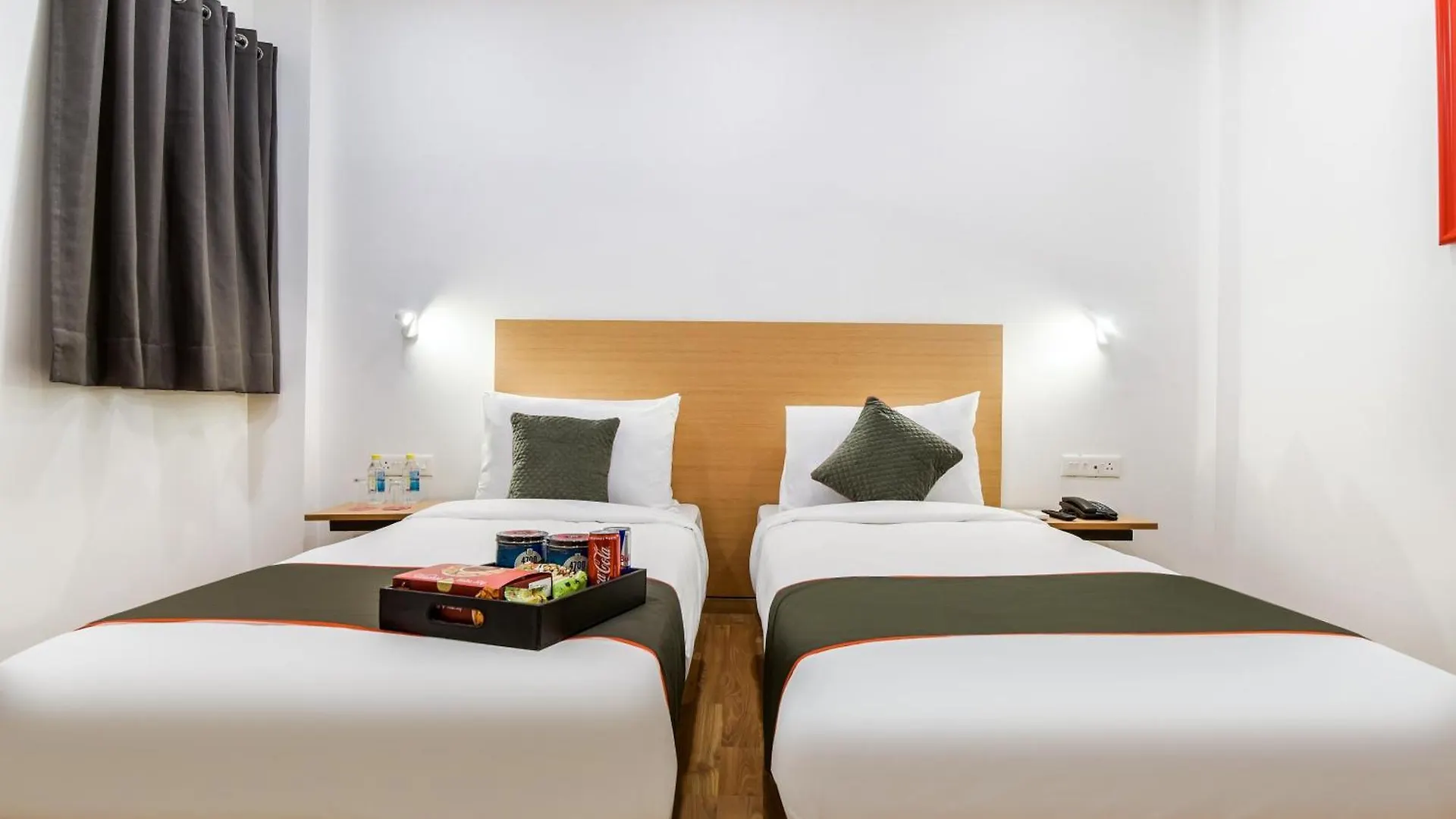 ***  Super Townhouse 094 Hotel Moro Delhi  India